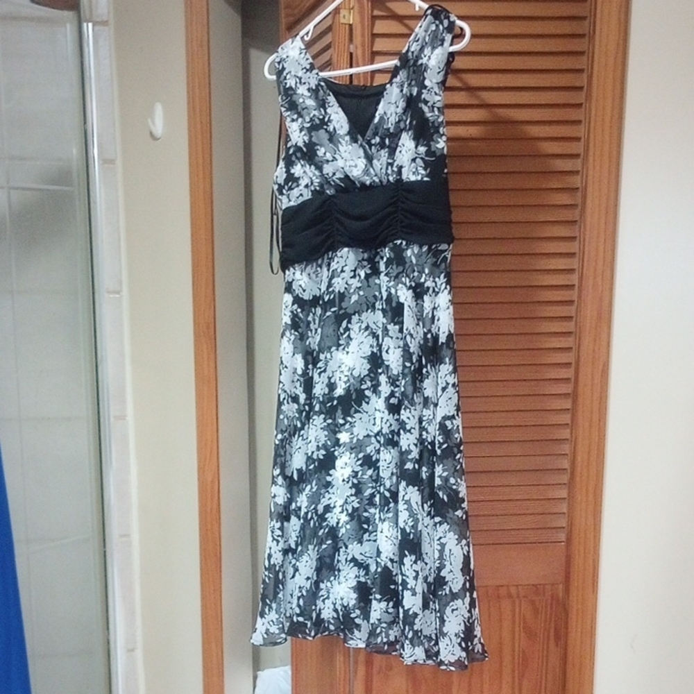 Elegant Black and White Floral Dress